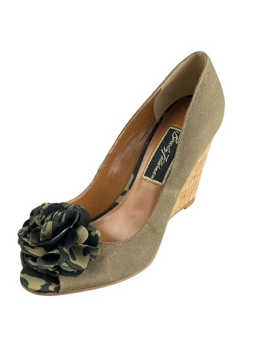 Beverly Feldman Heels Wedge Floral for sale | eBay Beverly Feldman Open-Toe Wedge Heels With Canvas Floral Details & Cork Sole Wome